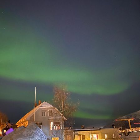 Historical Villa In The City Center Tromsø Eksteriør billede