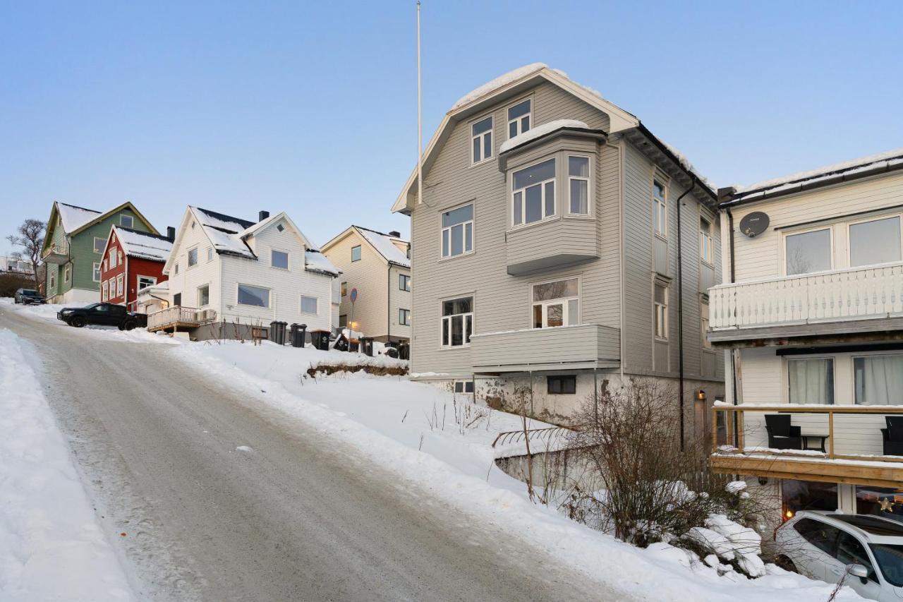 Historical Villa In The City Center Tromsø Eksteriør billede